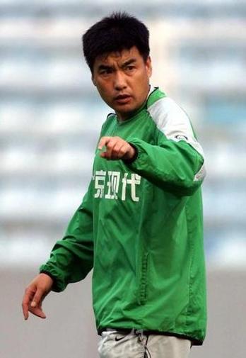 北京国安队教练员是谁